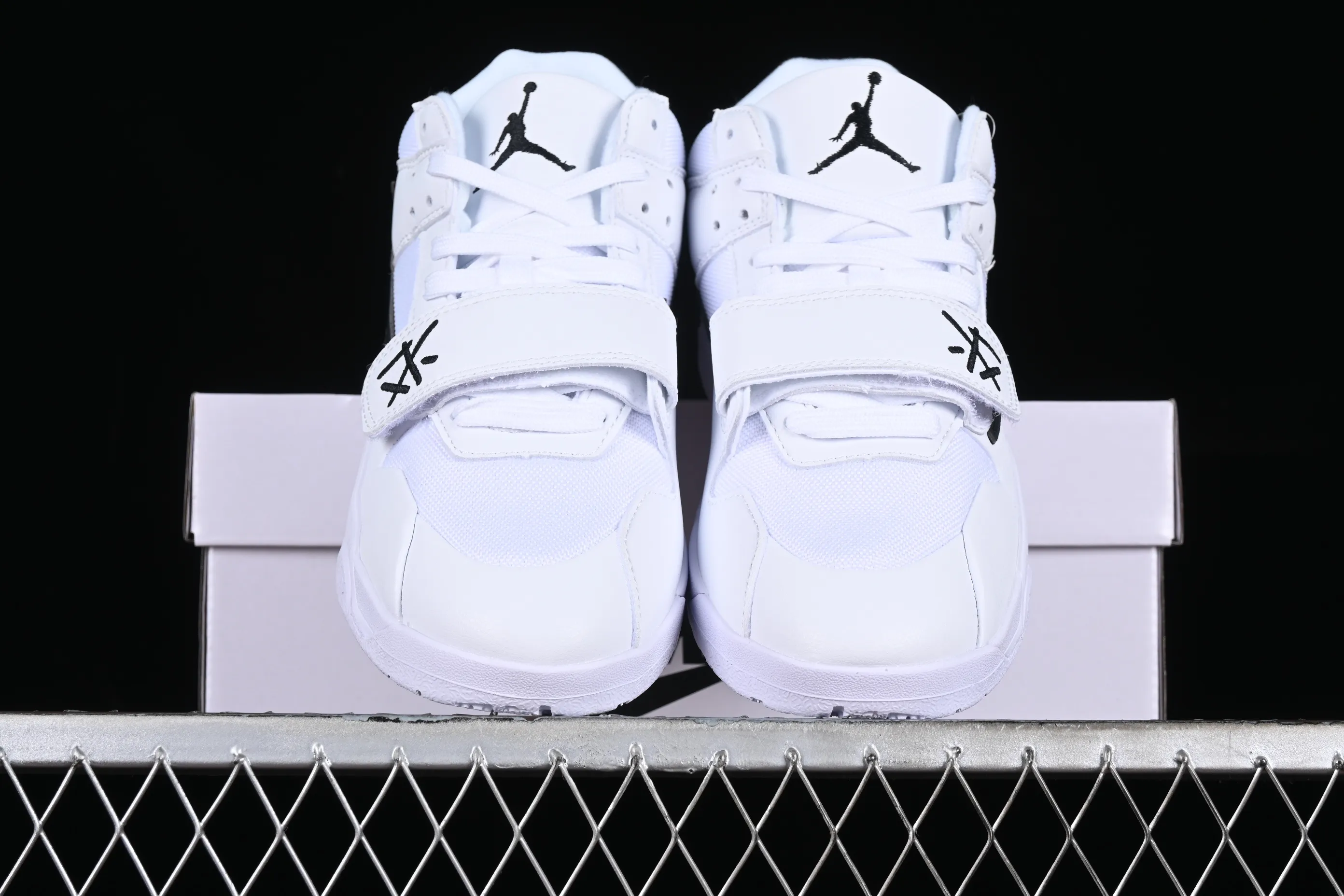 All Categories Air Jordan Jordan Series Basketball Shoes Air Jordan 1 Low Travis Scott x Jordan Cut The Check AJ1 Joe 1 Hook Velcro Fashion Basketball Shoes FZ8117-492